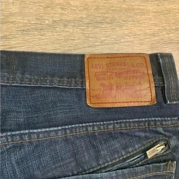 Euc Levi’s slim straight 514 dark wash adjustable waist and zippered jeans 36/30 - Picture 13 of 14